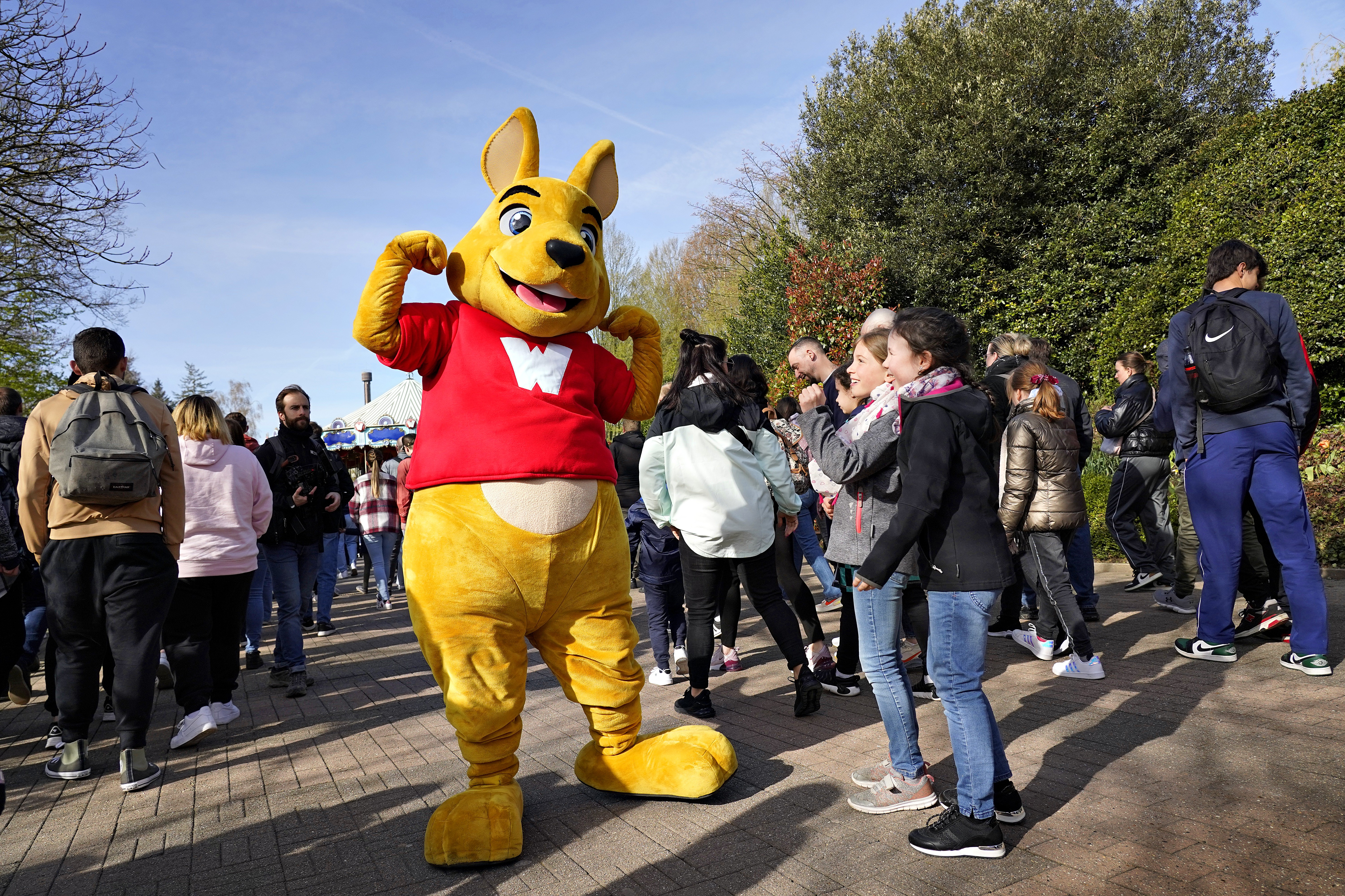 Les 11, 24 et 25 septembre 2022, Walibi Belgium affiche complet Le Lutécien Shop